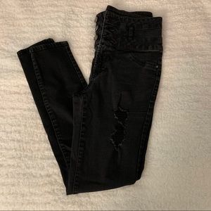 Black Highwaisted Jeans